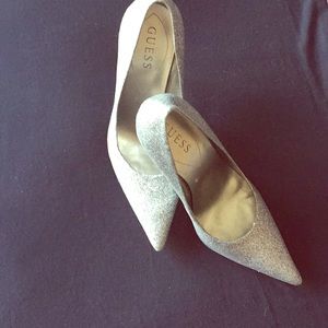 Your perfect party show, Gucci silver in size 7.5